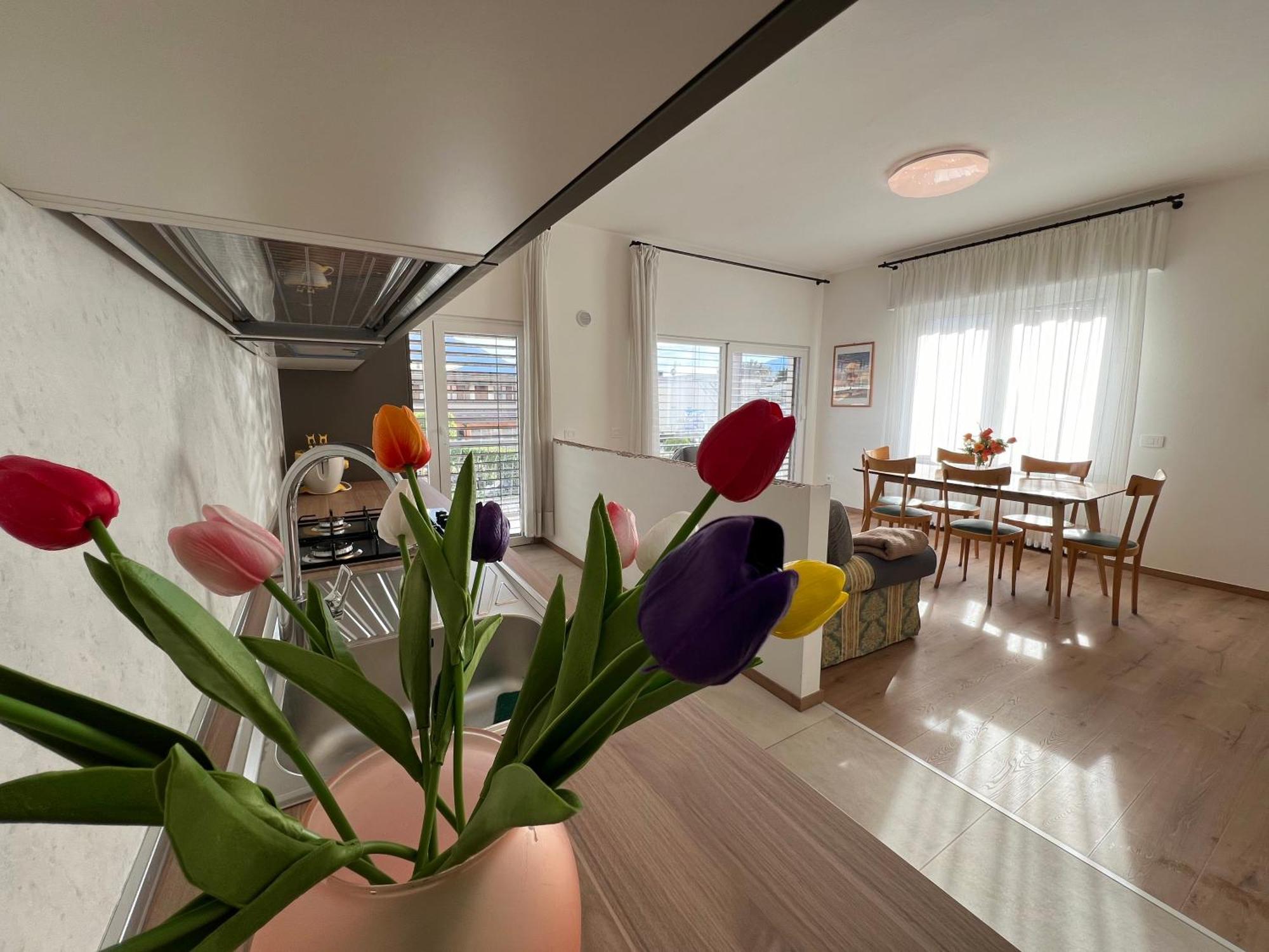 דומאסו Casa Paola Central Stay By The Lake מראה חיצוני תמונה