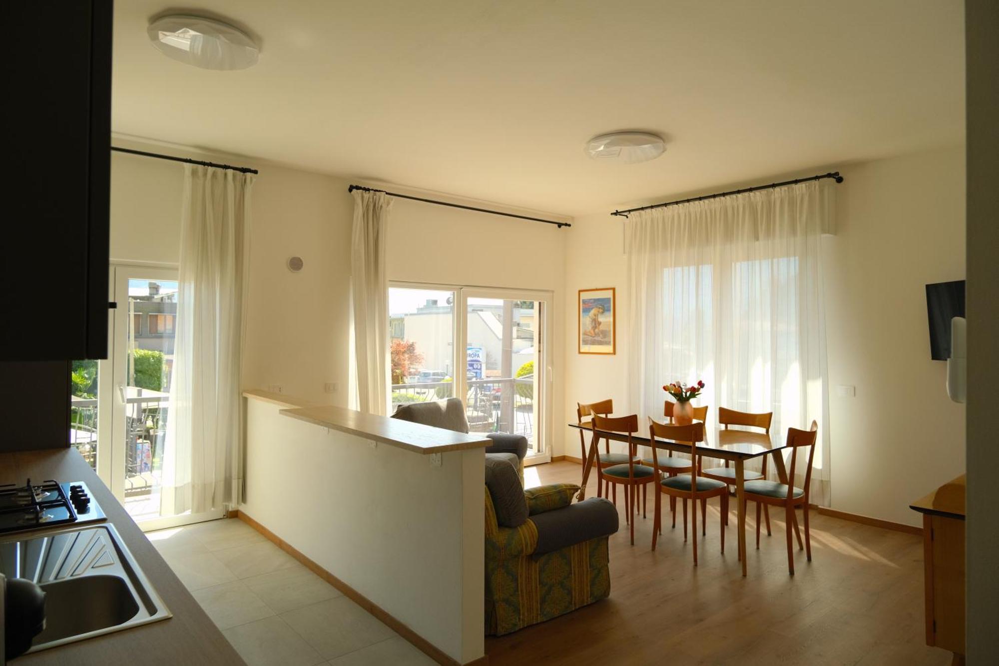 דומאסו Casa Paola Central Stay By The Lake מראה חיצוני תמונה